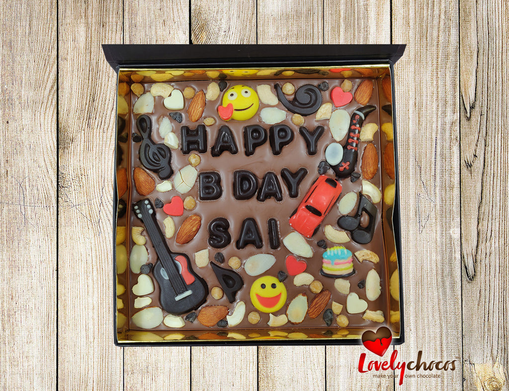 Customized gift with chocolate message for a birthday.