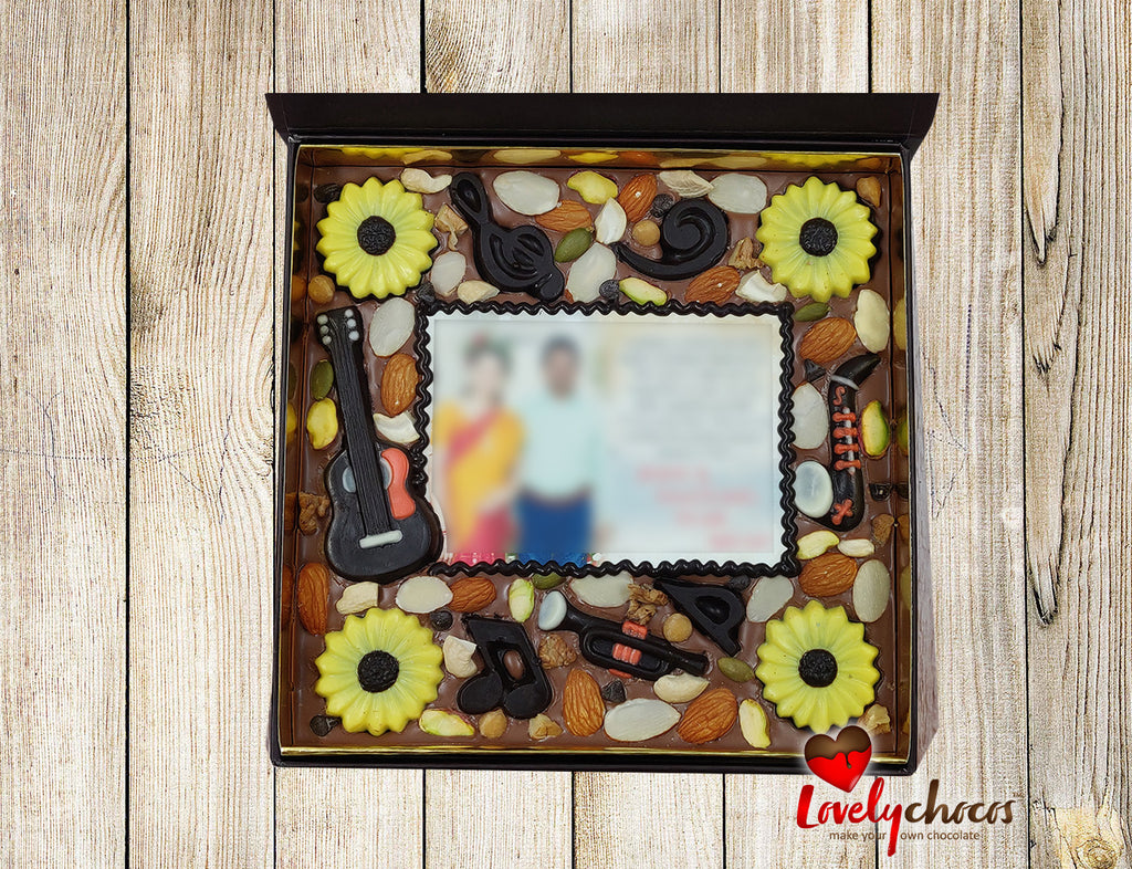 Welcome photo chocolate personalized.